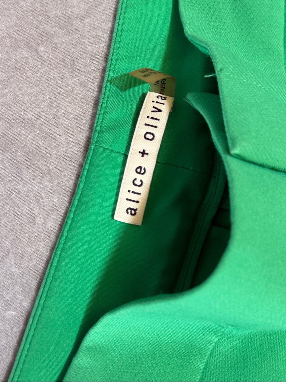 Alice + Olivia Green Wide Leg Cuffed Pants Trousers Women's Size 6 Kelly Green - Picture 3 of 7